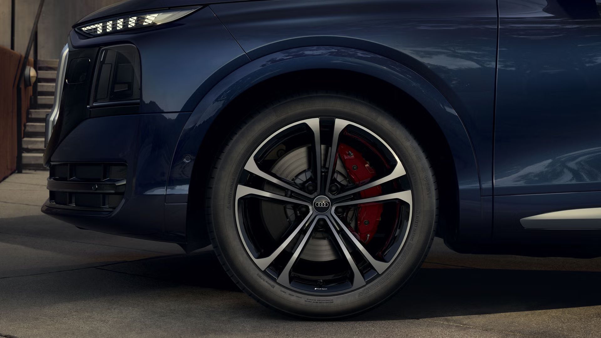 Audi Q9 kereke